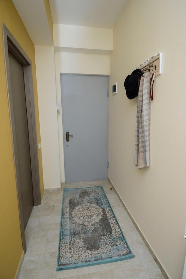 B-Lax Apartment Tbilisi Eksteriør bilde