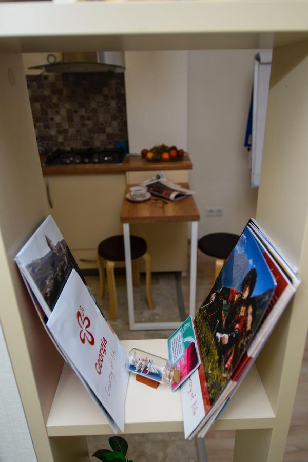 B-Lax Apartment Tbilisi Eksteriør bilde